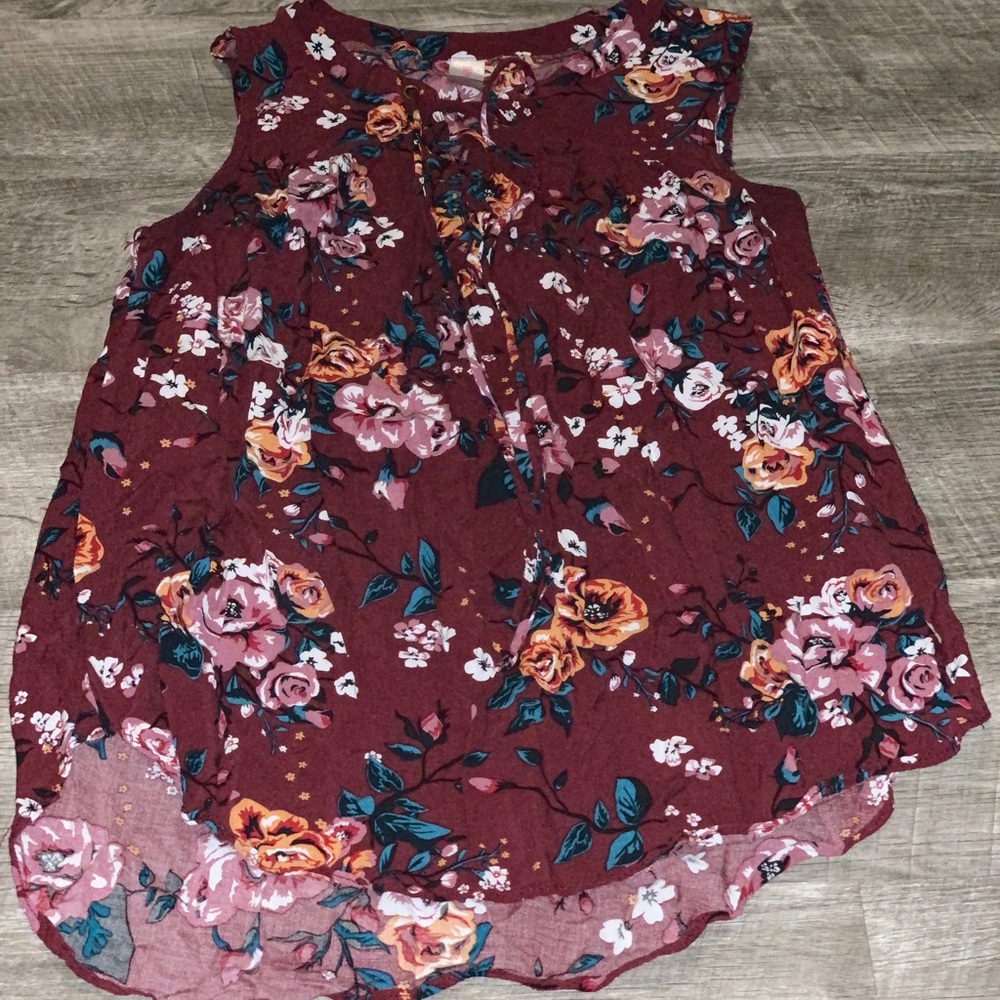 No boundaries floral lace up sleeveless top